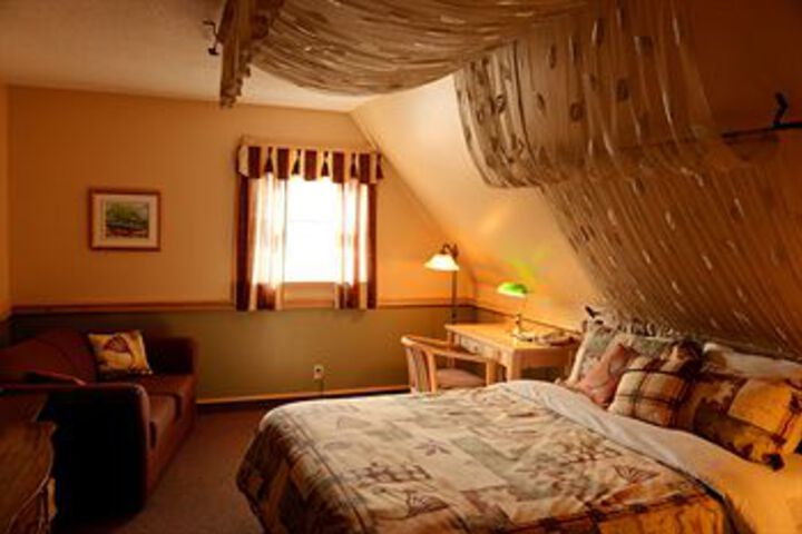 Room 15 of 35