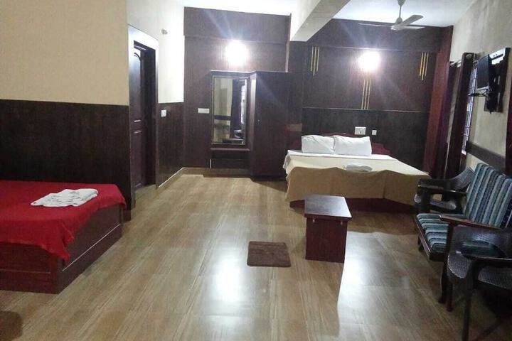 Room 6 of 21