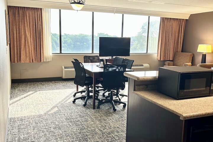 Room 54 of 100
