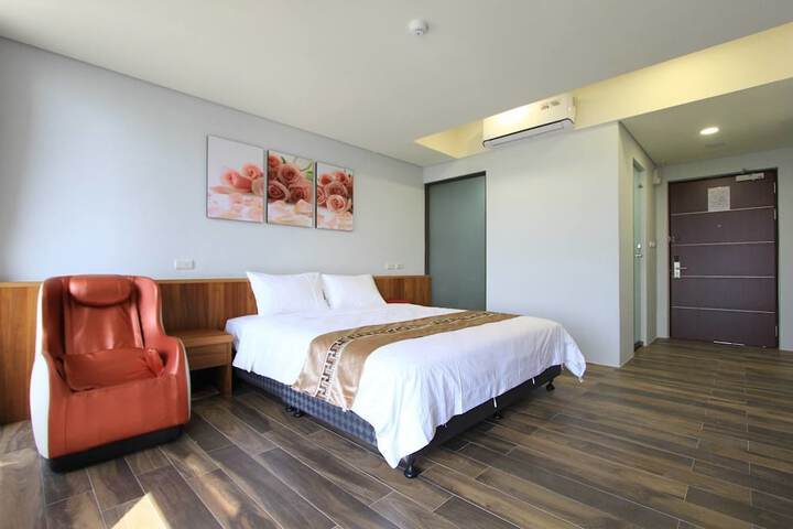 Room 26 of 62