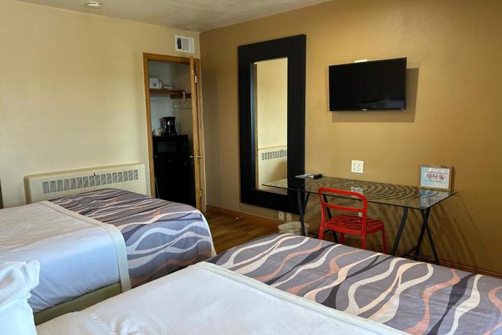 Basic 2 Double Beds (9 of 9)