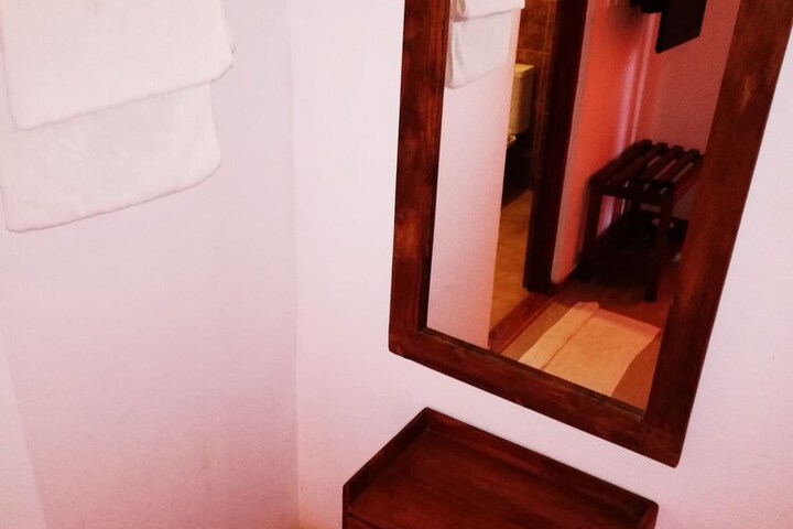 Room 10 of 151