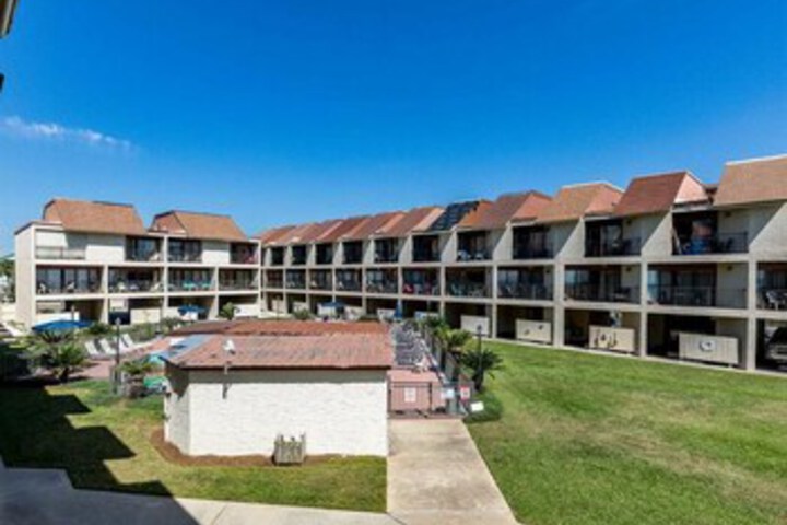 Image of Gulfside Townhomes 7 by Meyer Vacation Rentals