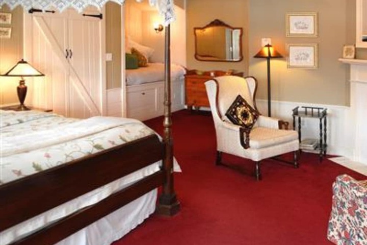 Room 40 of 148