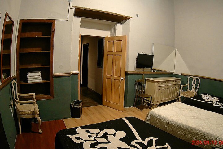 Room 96 of 152