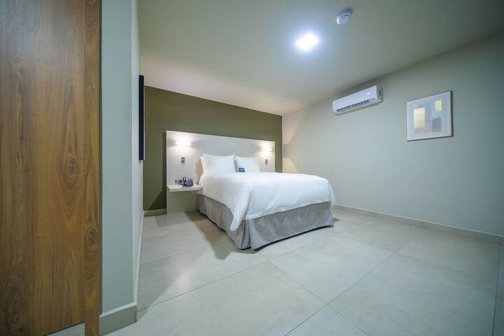 Room 42 of 97