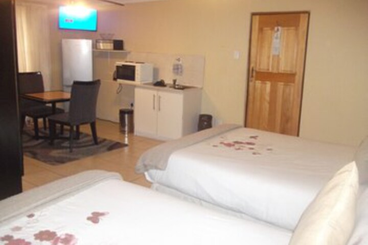 Room 15 of 17