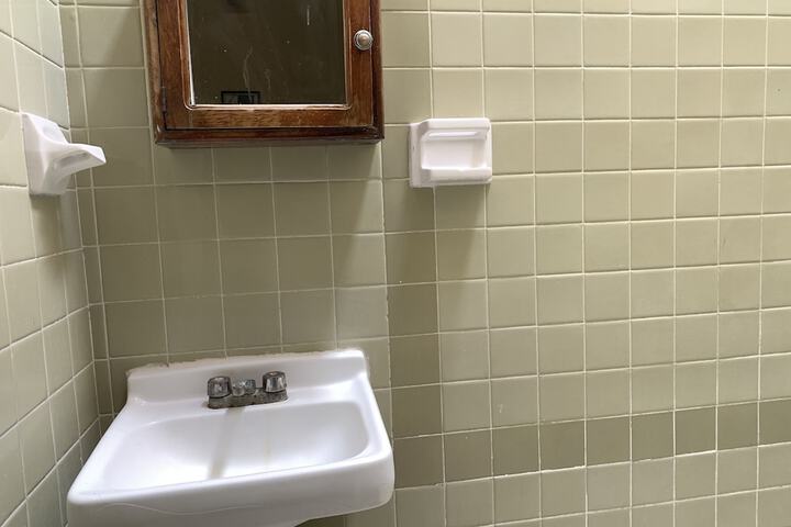 Room 41 of 55