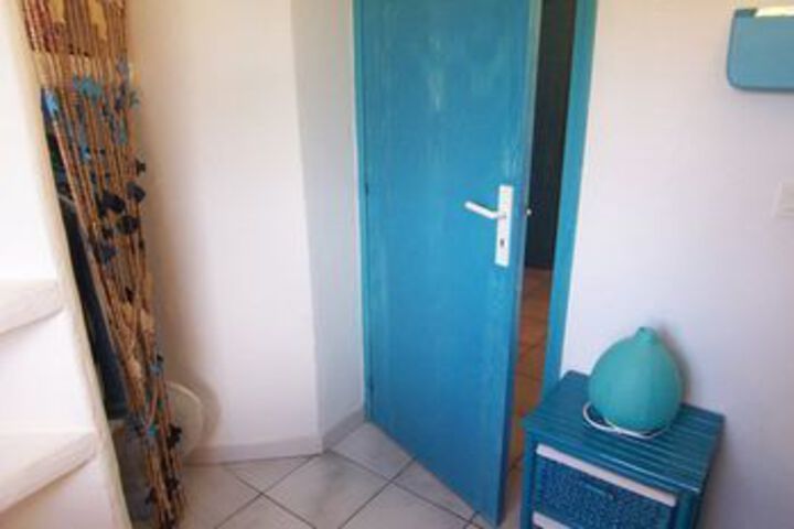 Room 7 of 15