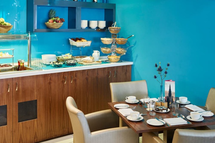 Dining 62 of 86