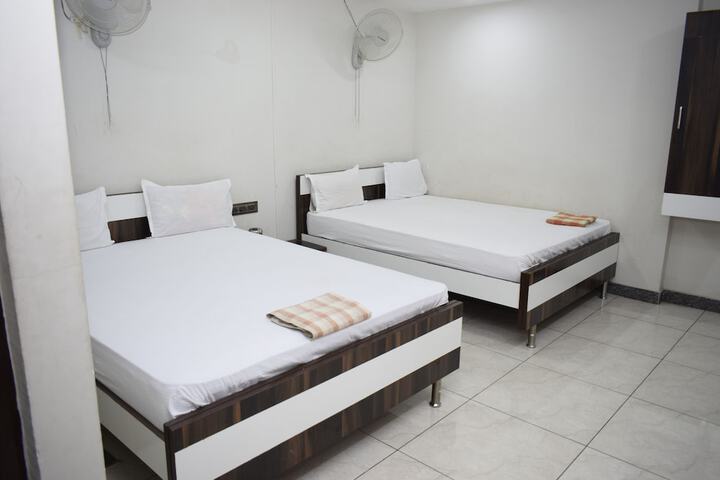 Room 19 of 49