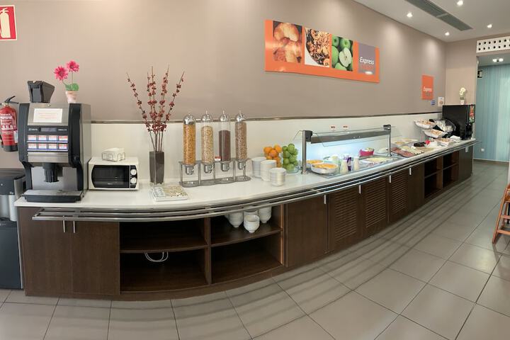 Dining Photos