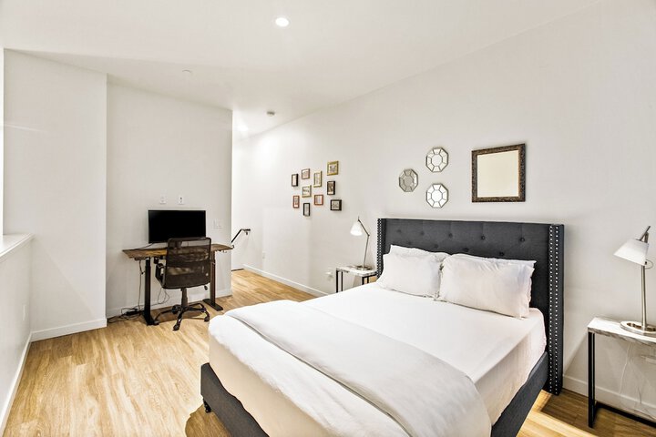 Room 2 of 23