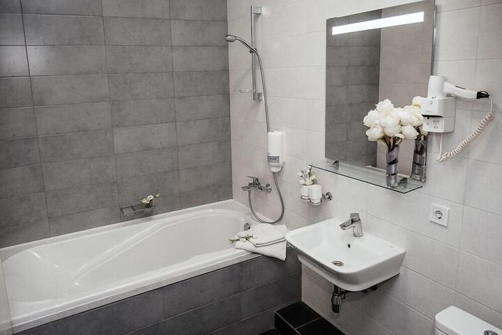 Room 21 of 21