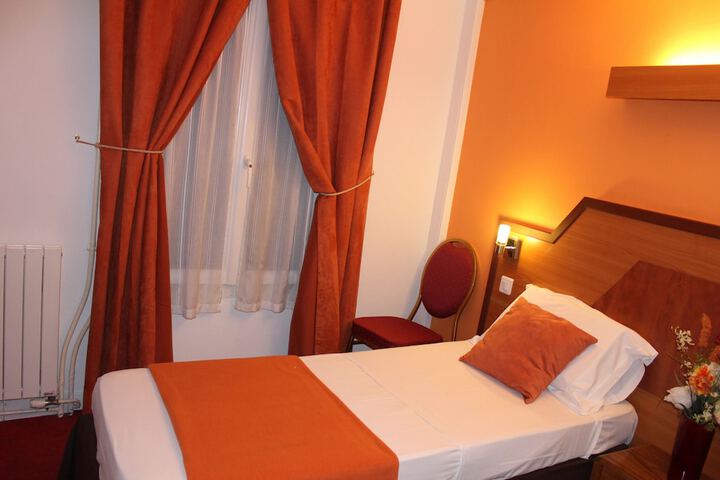 Room 10 of 58