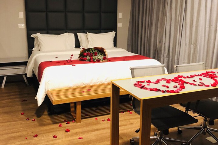 Room 13 of 48