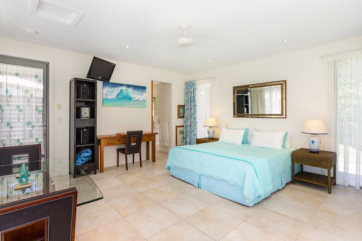 Room 10 of 47