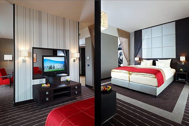 Room 8 of 51