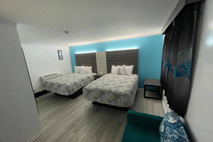 Room 7 of 42