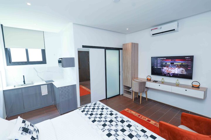 Room 21 of 156