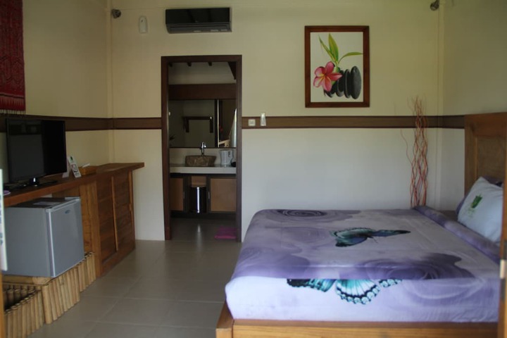 Room 12 of 78