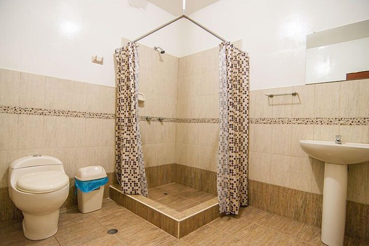 Room 12 of 21