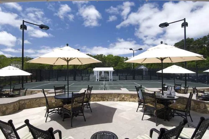 Tennis court