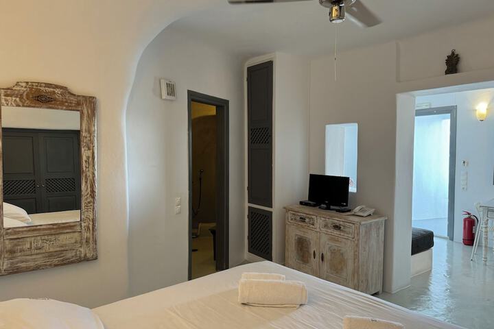 Room 25 of 119