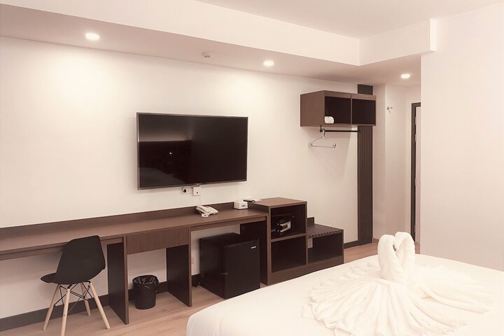 Room 16 of 41