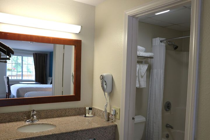 Room 47 of 48