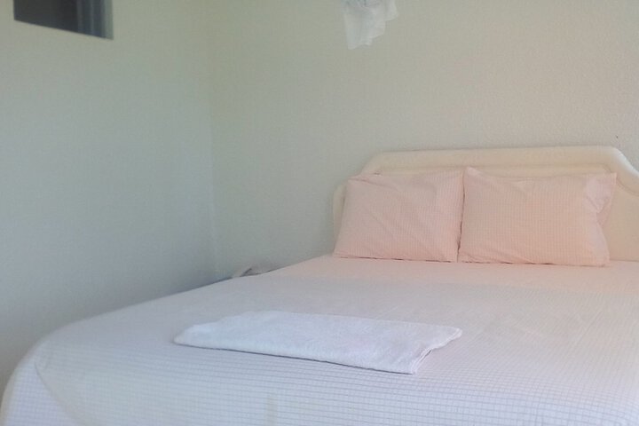 Room 3 of 20