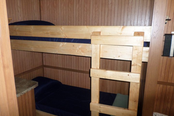 Room 2 of 29
