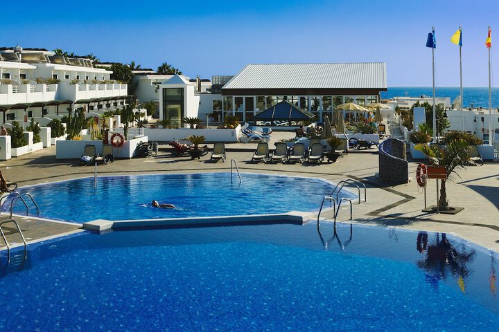 Pool Hotel