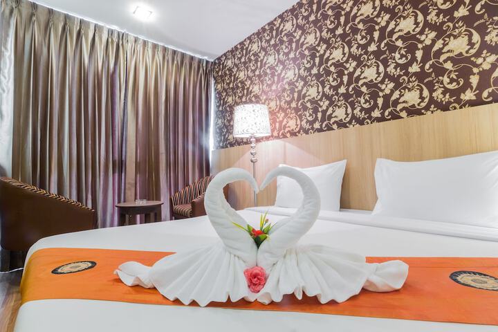 Room 21 of 103