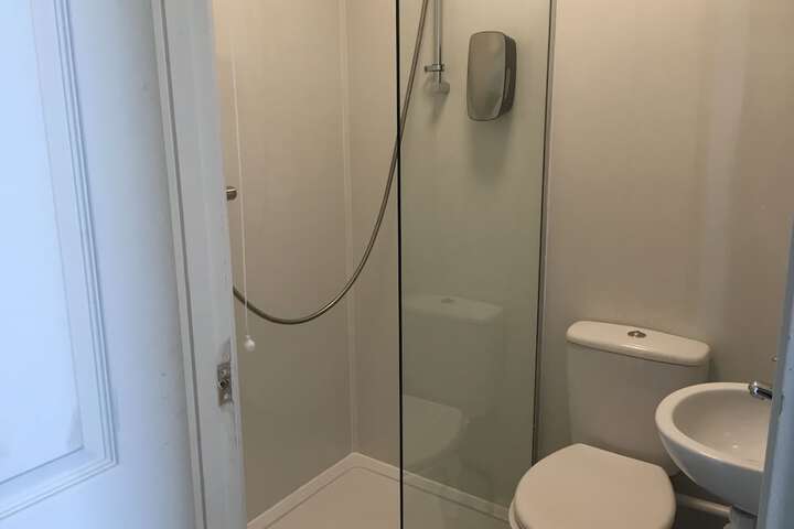 Room 30 of 46