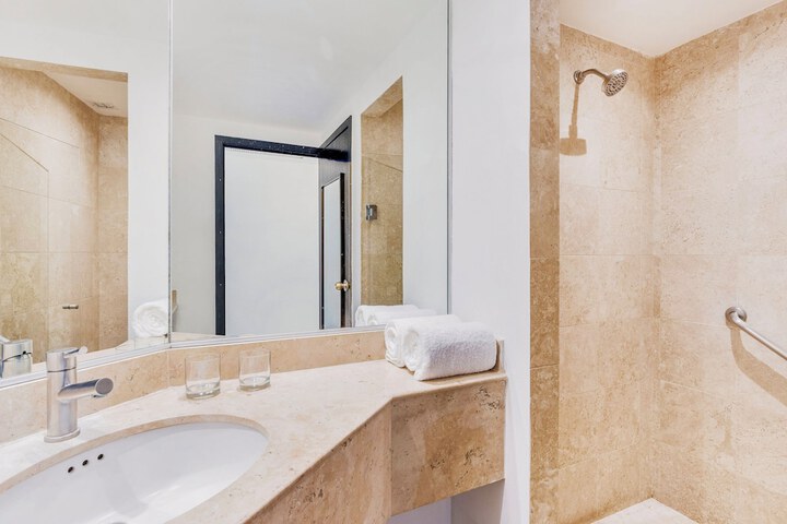 Clean Restrooms