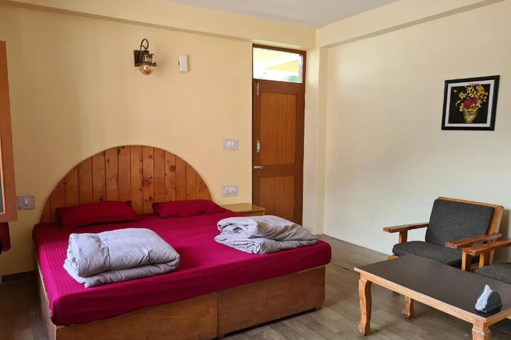 Room 3 of 11