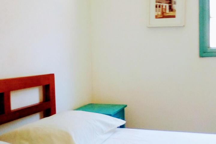 Room 5 of 38