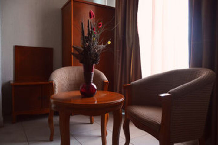 Room 42 of 68