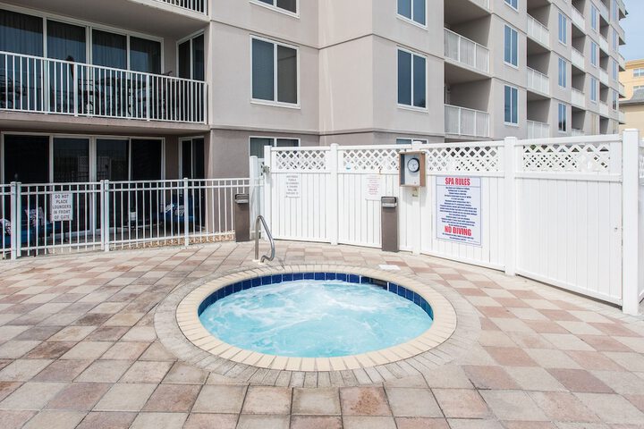 Pool 92 of 118