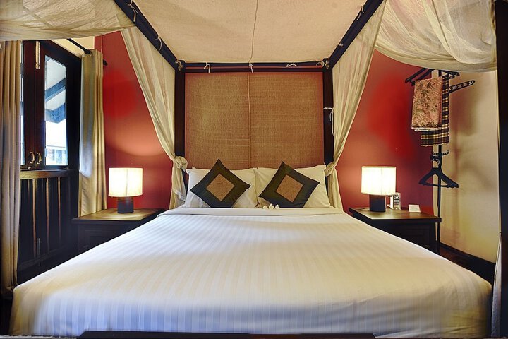 Room 5 of 54