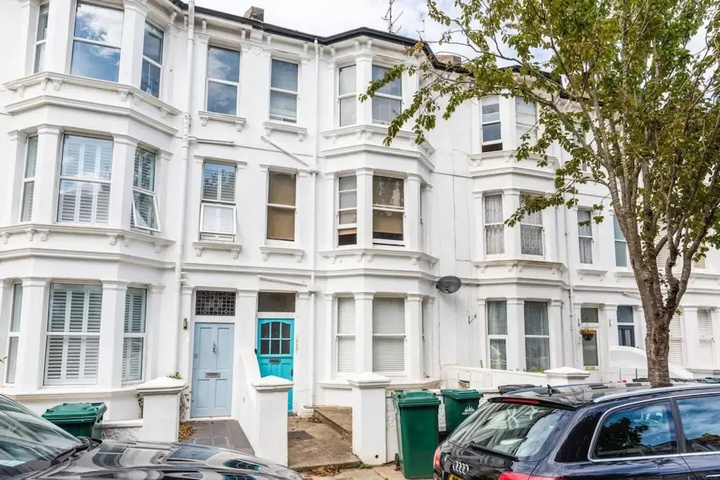 Image of 2 BD Victorian Apt 10 Mins From Hove Seafront