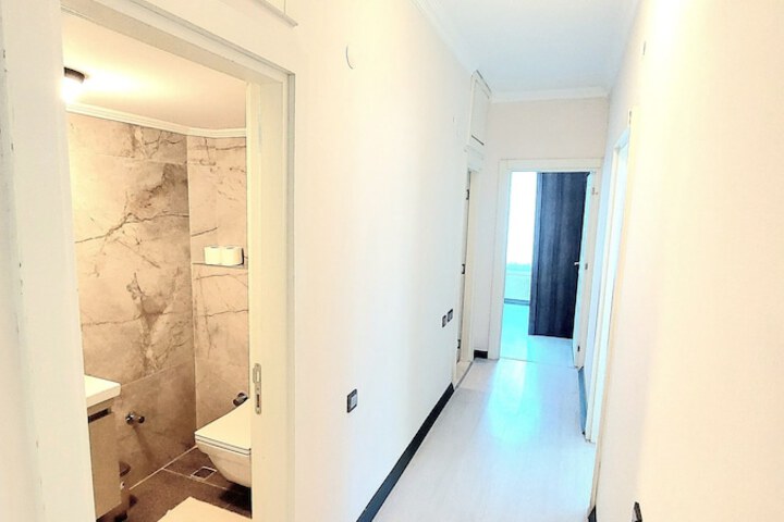 Room 41 of 271