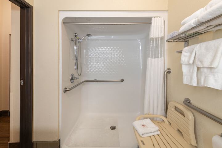 1 King Bed Suite (7 of 12)