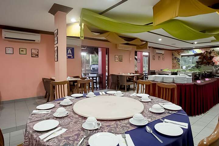 Dining Photos