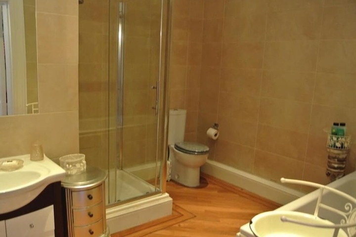 Bath Photo