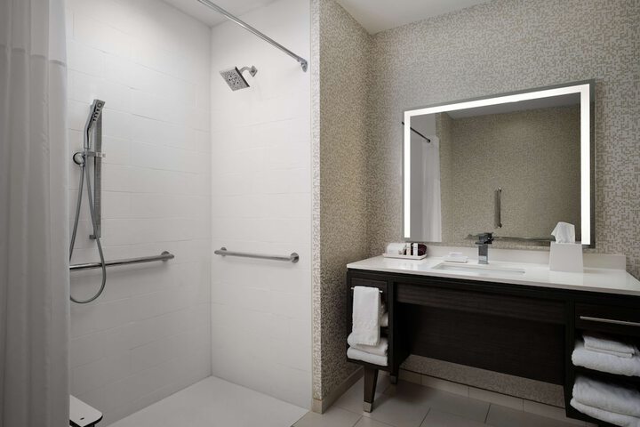 Bathroom shower