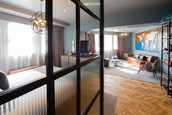 Room 95 of 169