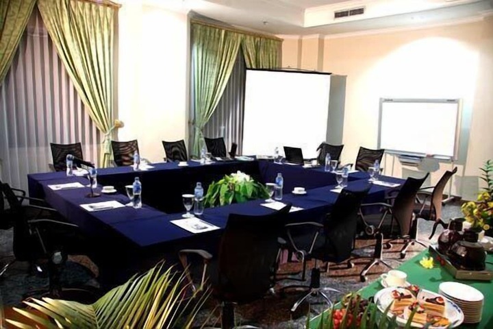 Meeting facility