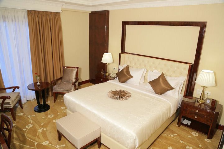 Room 25 of 71